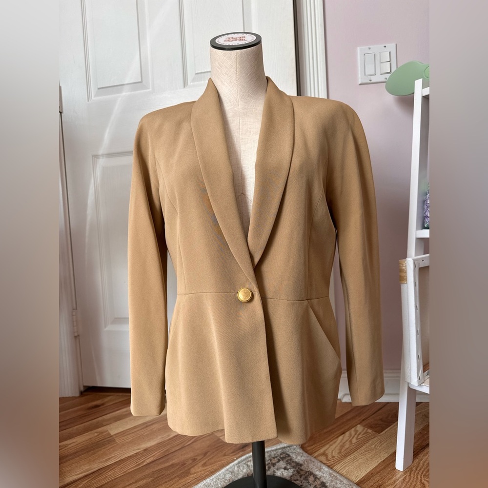 Dana Buchman Camel Colored 100% Silk Blazer